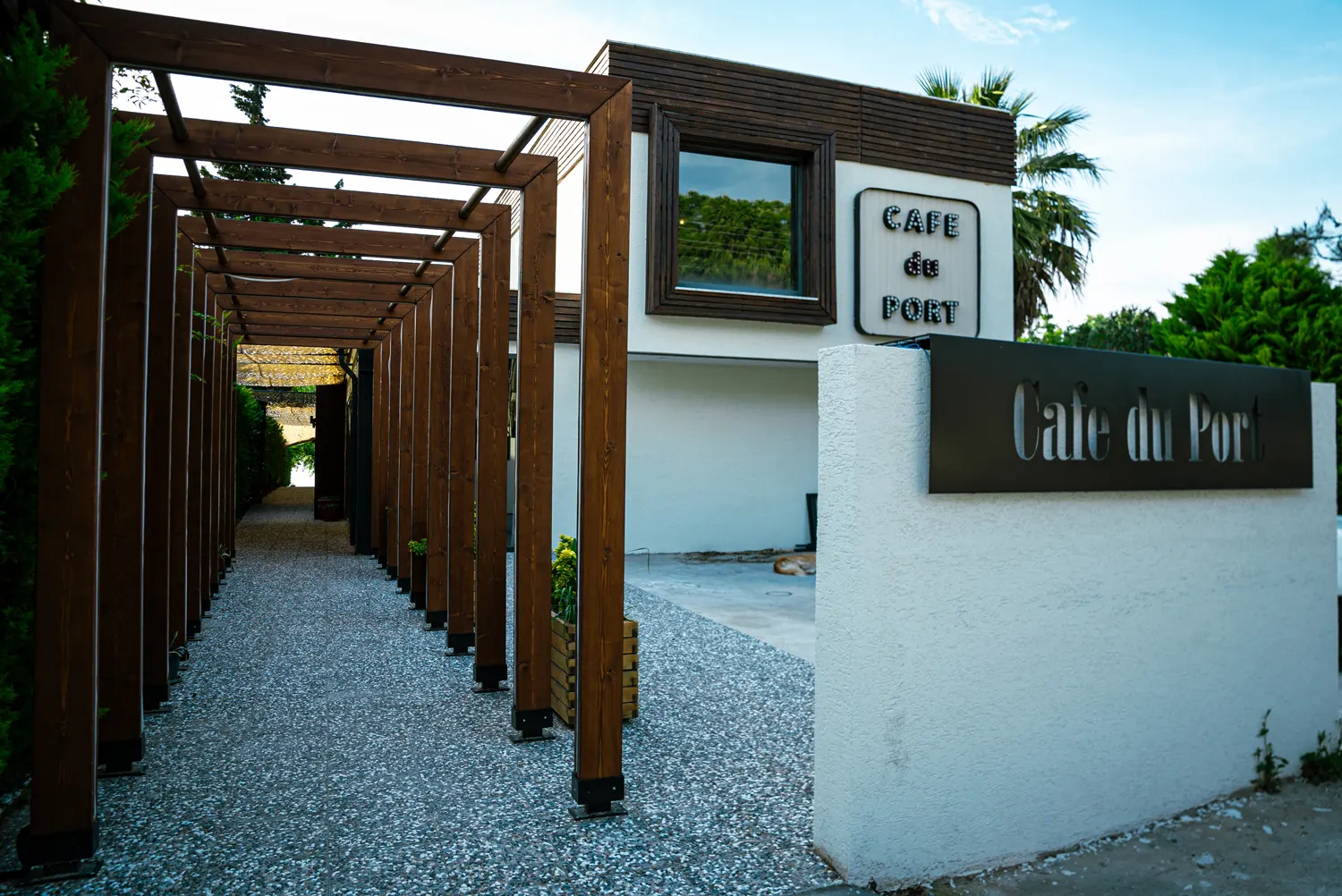 Cafe du Port